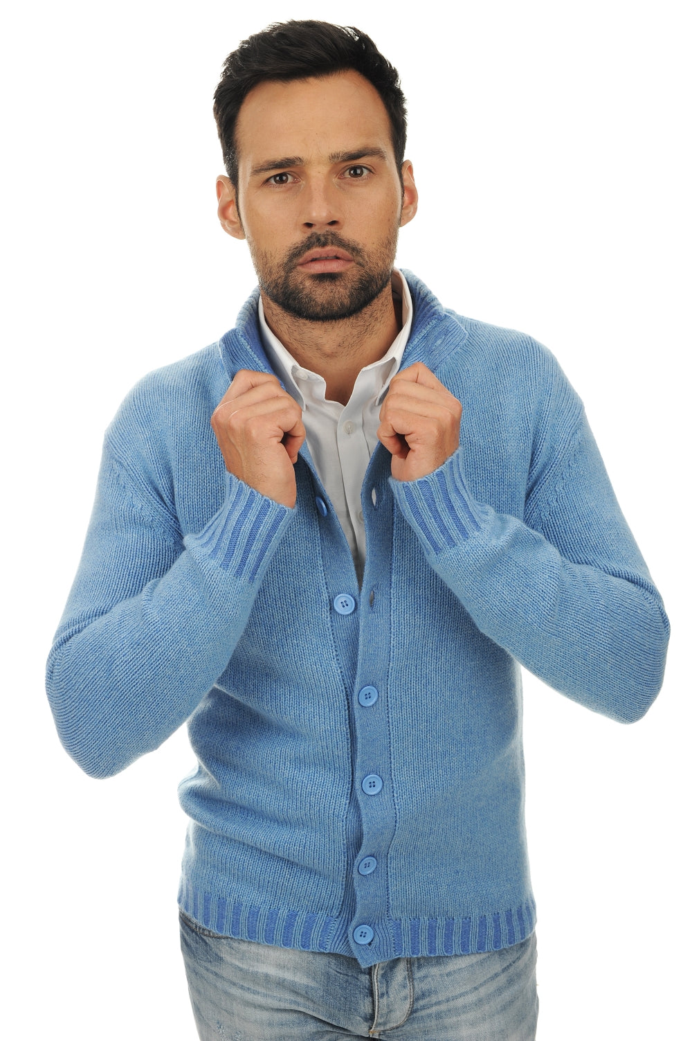 Strickjacke aus Kaschmir, 100 % Kaschmir, Herren, Stehkragen / Schornsteinkragen, Knopfverschluss, gerader Schnitt, lange Ärmel, grob / 6 Fäden und mehr, normales Strickwerk, Mahogany