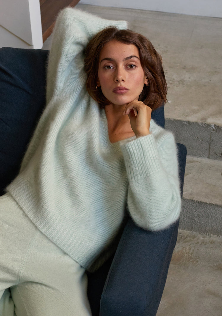 Cocoon-Kaschmirpullover, 100 % gebürstetes Kaschmir, Damen, V-Ausschnitt, Oversize-Schnitt, lange Ärmel, grob / 6 Fäden und mehr, , Mahogany