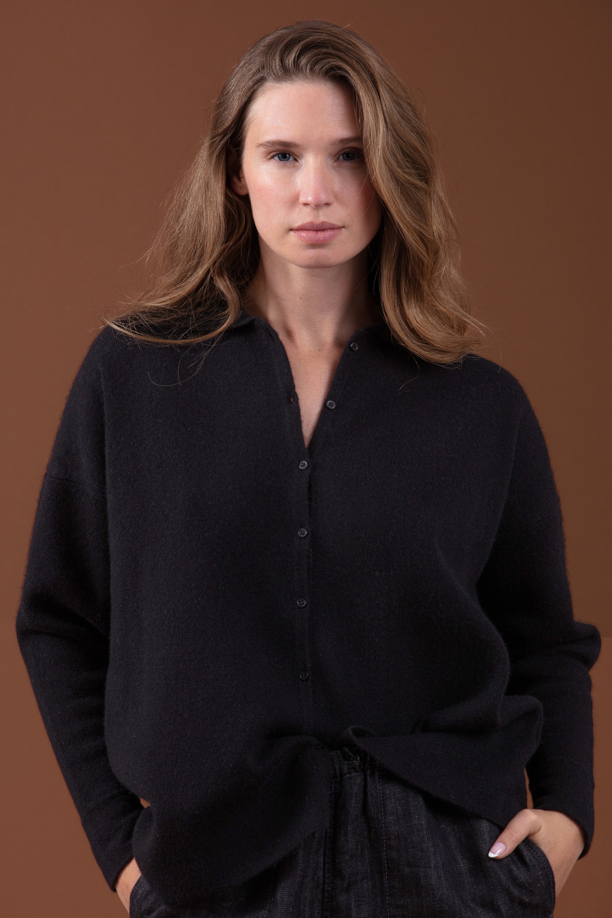 Poppy aus Kaschmir für Damen - schwarz - Mahogany
