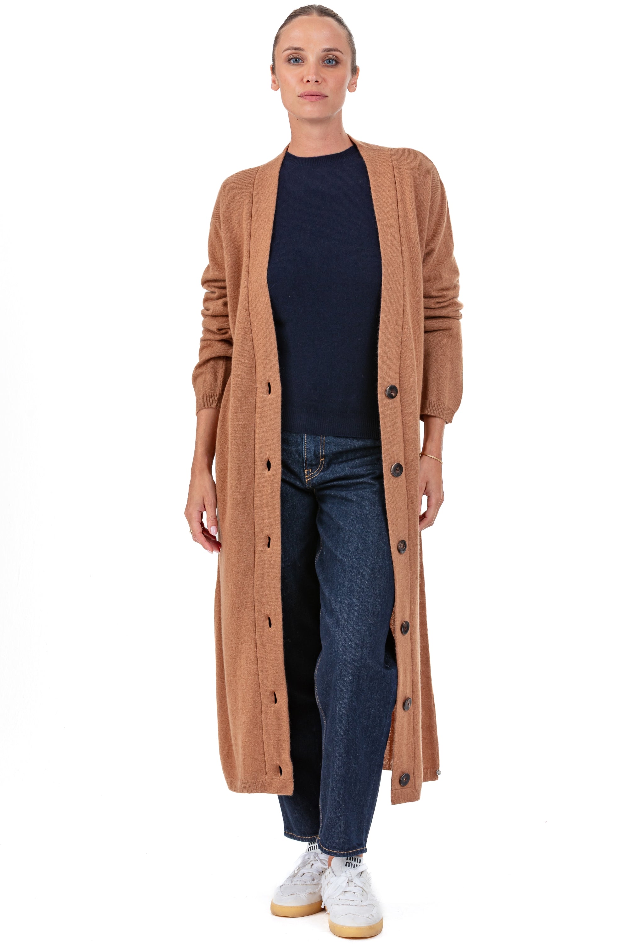 Strickjacke aus Kaschmir, 100 % Kaschmir, Damen, V-Ausschnitt, Knopfverschluss, gerade Schnittform, lange Ärmel, fein, , Mahogany