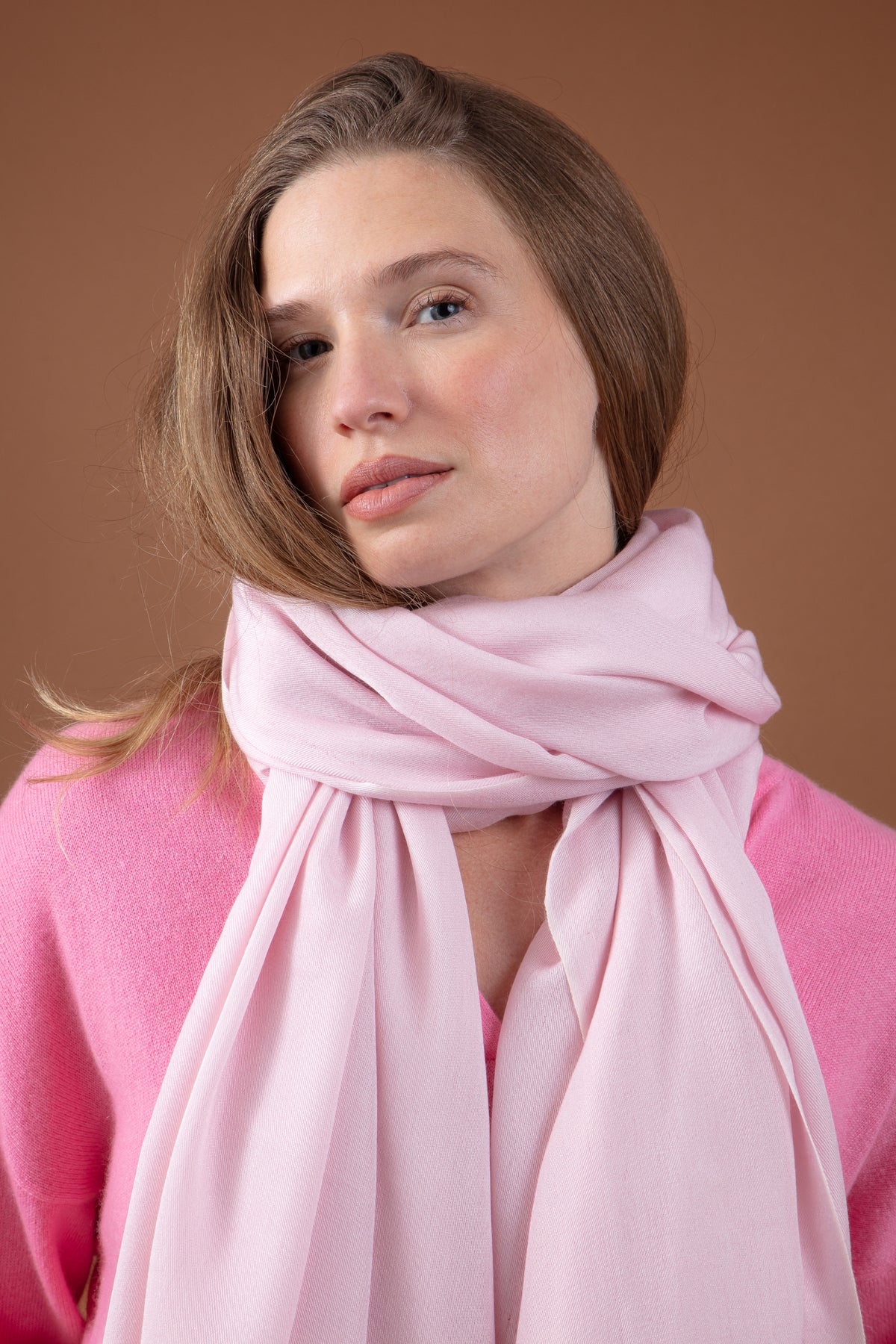 Adèle aus Kaschmir und Seide unisex - rose pâle - Mahogany